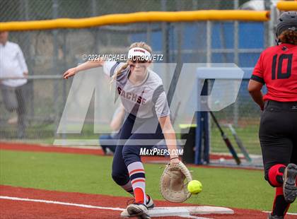 Thumbnail 2 in Tyler Legacy @ Sachse (UIL 6A Bi-District Playoff) photogallery.