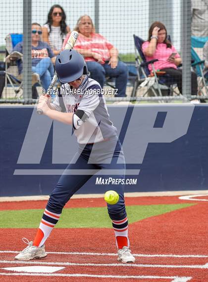 Thumbnail 1 in Tyler Legacy @ Sachse (UIL 6A Bi-District Playoff) photogallery.