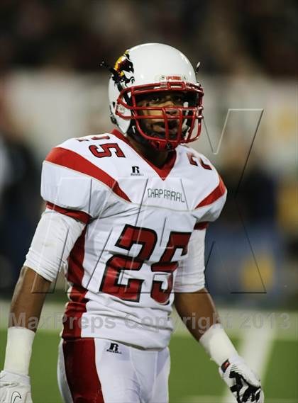 Thumbnail 1 in Salpointe Catholic vs. Chaparral (AIA D2 Final) photogallery.