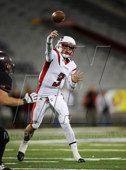 Thumbnail 1 in Salpointe Catholic vs. Chaparral (AIA D2 Final) photogallery.
