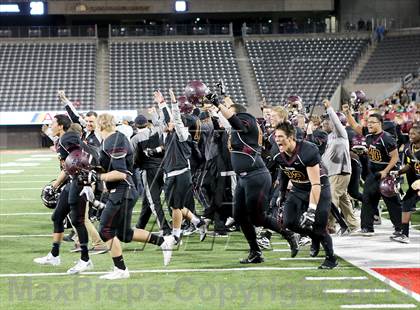 Thumbnail 3 in Salpointe Catholic vs. Chaparral (AIA D2 Final) photogallery.