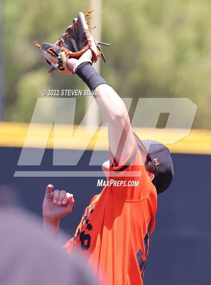 Thumbnail 3 in Huntington Beach vs. JSerra Catholic (CIF SoCal Regional D1 Final) photogallery.