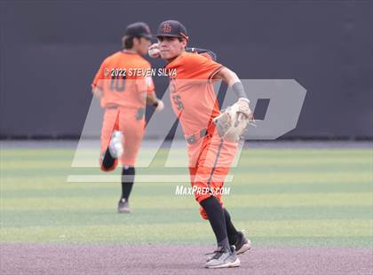 Thumbnail 1 in Huntington Beach vs. JSerra Catholic (CIF SoCal Regional D1 Final) photogallery.