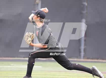 Thumbnail 2 in Huntington Beach vs. JSerra Catholic (CIF SoCal Regional D1 Final) photogallery.