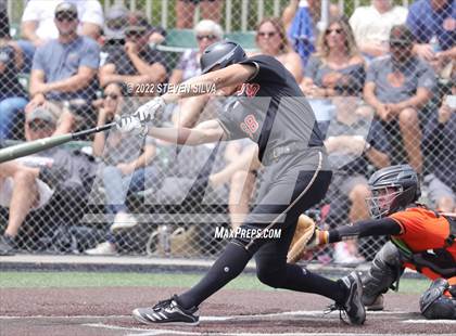 Thumbnail 2 in Huntington Beach vs. JSerra Catholic (CIF SoCal Regional D1 Final) photogallery.