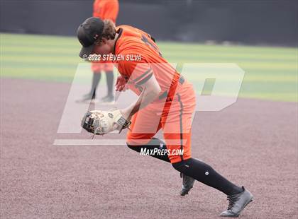 Thumbnail 2 in Huntington Beach vs. JSerra Catholic (CIF SoCal Regional D1 Final) photogallery.