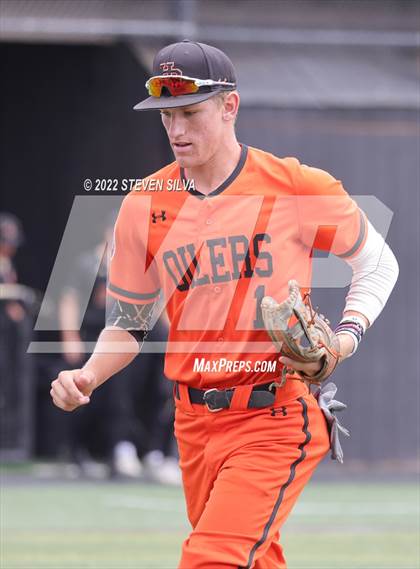 Thumbnail 3 in Huntington Beach vs. JSerra Catholic (CIF SoCal Regional D1 Final) photogallery.