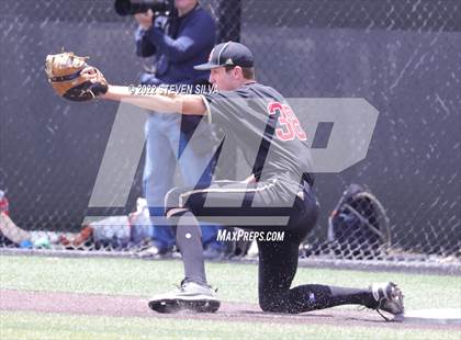 Thumbnail 3 in Huntington Beach vs. JSerra Catholic (CIF SoCal Regional D1 Final) photogallery.