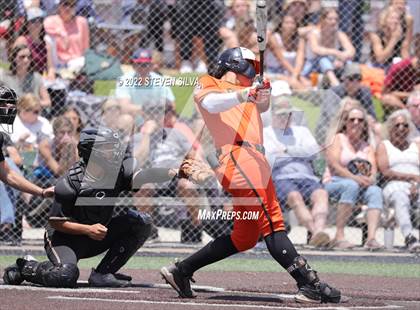 Thumbnail 3 in Huntington Beach vs. JSerra Catholic (CIF SoCal Regional D1 Final) photogallery.