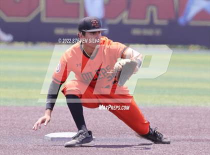 Thumbnail 1 in Huntington Beach vs. JSerra Catholic (CIF SoCal Regional D1 Final) photogallery.