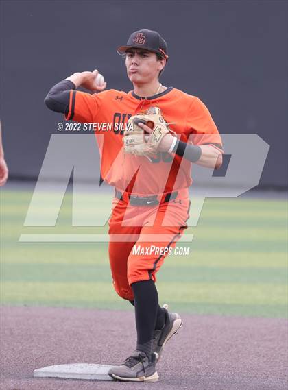 Thumbnail 1 in Huntington Beach vs. JSerra Catholic (CIF SoCal Regional D1 Final) photogallery.