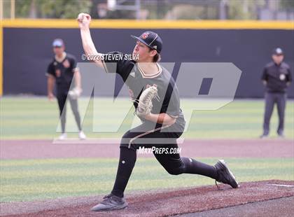 Thumbnail 3 in Huntington Beach vs. JSerra Catholic (CIF SoCal Regional D1 Final) photogallery.