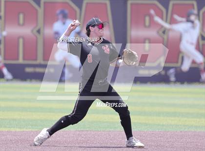Thumbnail 2 in Huntington Beach vs. JSerra Catholic (CIF SoCal Regional D1 Final) photogallery.