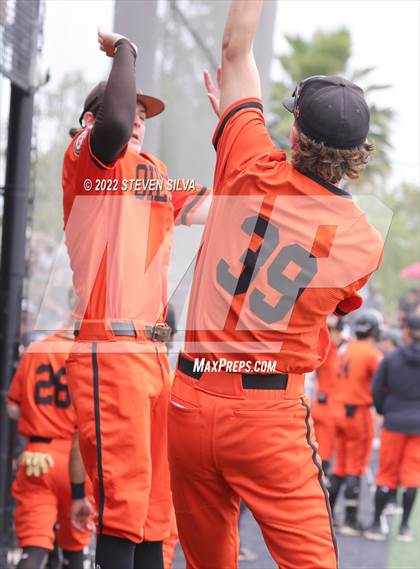 Thumbnail 3 in Huntington Beach vs. JSerra Catholic (CIF SoCal Regional D1 Final) photogallery.