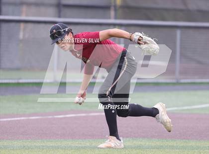 Thumbnail 1 in Huntington Beach vs. JSerra Catholic (CIF SoCal Regional D1 Final) photogallery.