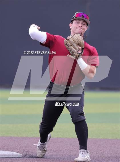 Thumbnail 1 in Huntington Beach vs. JSerra Catholic (CIF SoCal Regional D1 Final) photogallery.