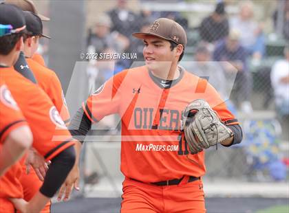 Thumbnail 3 in Huntington Beach vs. JSerra Catholic (CIF SoCal Regional D1 Final) photogallery.
