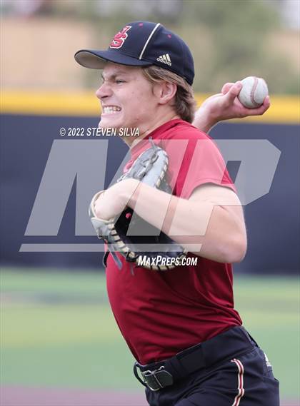 Thumbnail 1 in Huntington Beach vs. JSerra Catholic (CIF SoCal Regional D1 Final) photogallery.