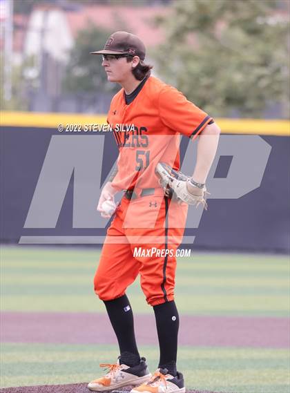 Thumbnail 1 in Huntington Beach vs. JSerra Catholic (CIF SoCal Regional D1 Final) photogallery.