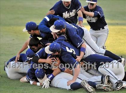Thumbnail 2 in JW North vs. Lakewood (CIF SS D1 Semifinal) photogallery.