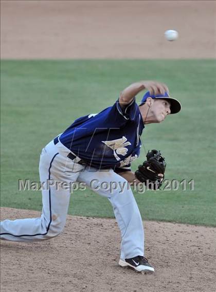Thumbnail 3 in JW North vs. Lakewood (CIF SS D1 Semifinal) photogallery.