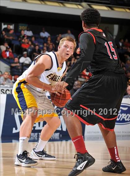 Thumbnail 2 in Arroyo Grande vs. Pasadena (CIF SS D3AAA Final) photogallery.