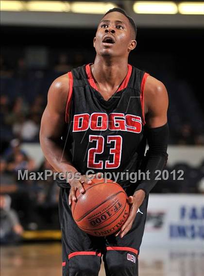 Thumbnail 3 in Arroyo Grande vs. Pasadena (CIF SS D3AAA Final) photogallery.