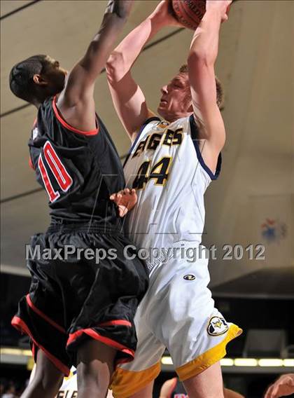 Thumbnail 1 in Arroyo Grande vs. Pasadena (CIF SS D3AAA Final) photogallery.