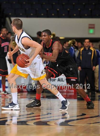 Thumbnail 2 in Arroyo Grande vs. Pasadena (CIF SS D3AAA Final) photogallery.