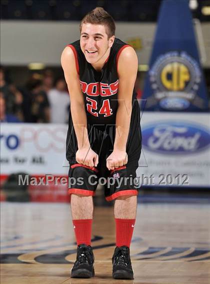 Thumbnail 2 in Arroyo Grande vs. Pasadena (CIF SS D3AAA Final) photogallery.