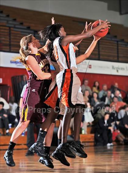 Thumbnail 3 in Madison Academy vs. Austin (Huntsville Times Ladies Classic) photogallery.