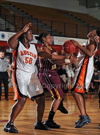 Thumbnail 2 in Madison Academy vs. Austin (Huntsville Times Ladies Classic) photogallery.