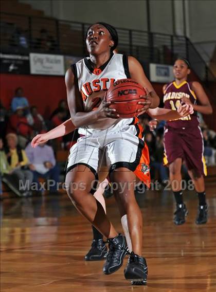 Thumbnail 2 in Madison Academy vs. Austin (Huntsville Times Ladies Classic) photogallery.