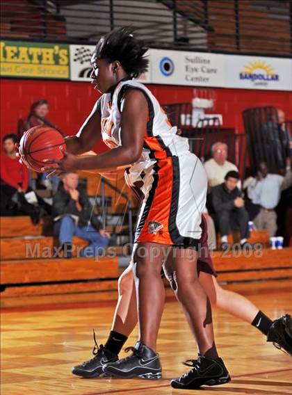 Thumbnail 3 in Madison Academy vs. Austin (Huntsville Times Ladies Classic) photogallery.