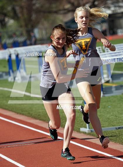 Thumbnail 3 in Longs Peak League Meet photogallery.