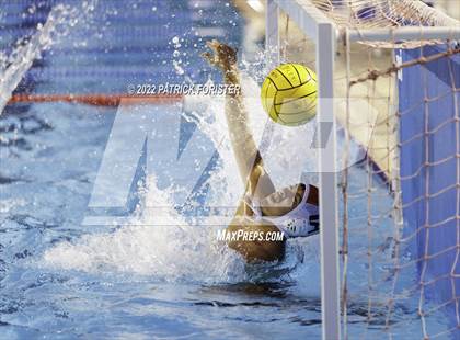 Thumbnail 2 in Highlands vs. Harlan photogallery.