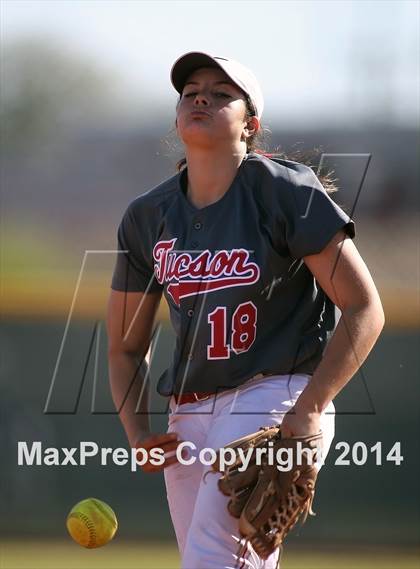 Thumbnail 2 in Tucson High Magnet School vs Marana (Tucson High Badger Invitational) photogallery.