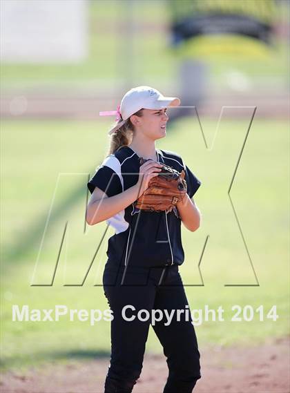 Thumbnail 1 in Tucson High Magnet School vs Marana (Tucson High Badger Invitational) photogallery.