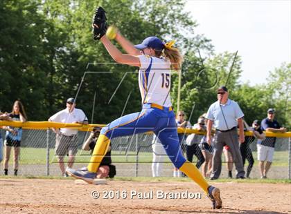 Thumbnail 2 in Seymour vs. Stonington (CIAC Class M Semifinal) photogallery.