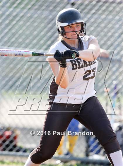 Thumbnail 2 in Seymour vs. Stonington (CIAC Class M Semifinal) photogallery.