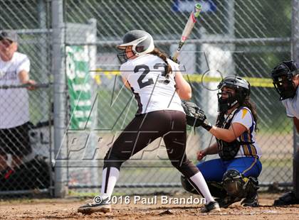 Thumbnail 1 in Seymour vs. Stonington (CIAC Class M Semifinal) photogallery.