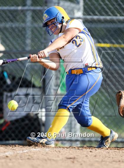 Thumbnail 2 in Seymour vs. Stonington (CIAC Class M Semifinal) photogallery.