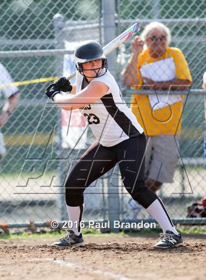 Thumbnail 3 in Seymour vs. Stonington (CIAC Class M Semifinal) photogallery.