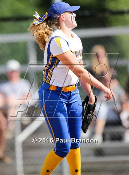 Thumbnail 1 in Seymour vs. Stonington (CIAC Class M Semifinal) photogallery.