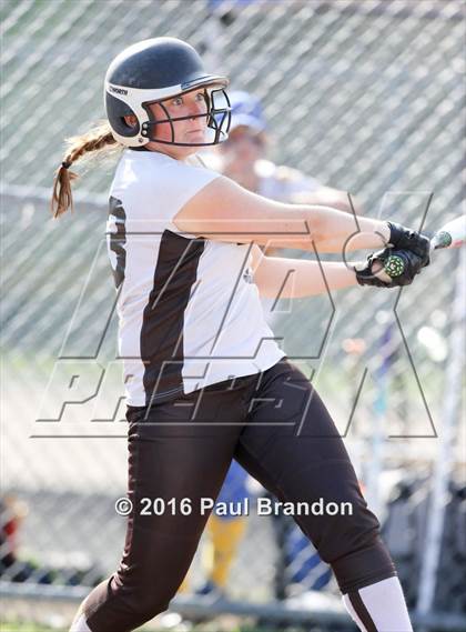 Thumbnail 1 in Seymour vs. Stonington (CIAC Class M Semifinal) photogallery.