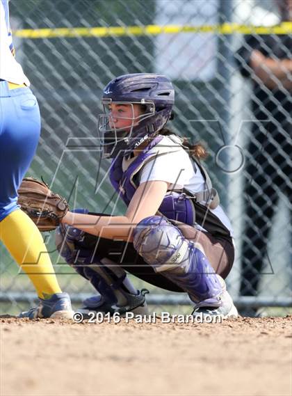 Thumbnail 3 in Seymour vs. Stonington (CIAC Class M Semifinal) photogallery.