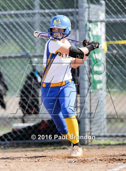 Thumbnail 3 in Seymour vs. Stonington (CIAC Class M Semifinal) photogallery.