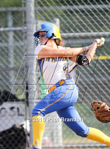 Thumbnail 2 in Seymour vs. Stonington (CIAC Class M Semifinal) photogallery.