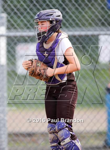 Thumbnail 1 in Seymour vs. Stonington (CIAC Class M Semifinal) photogallery.