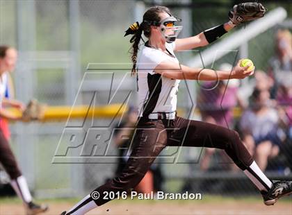 Thumbnail 3 in Seymour vs. Stonington (CIAC Class M Semifinal) photogallery.